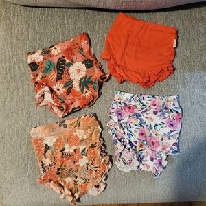 4 pairs gigi and max bummies